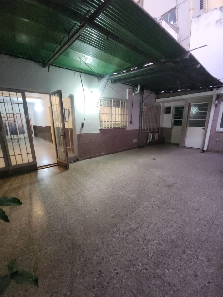 ALQUILER CASA EN GUEMES Y BV GALVEZ