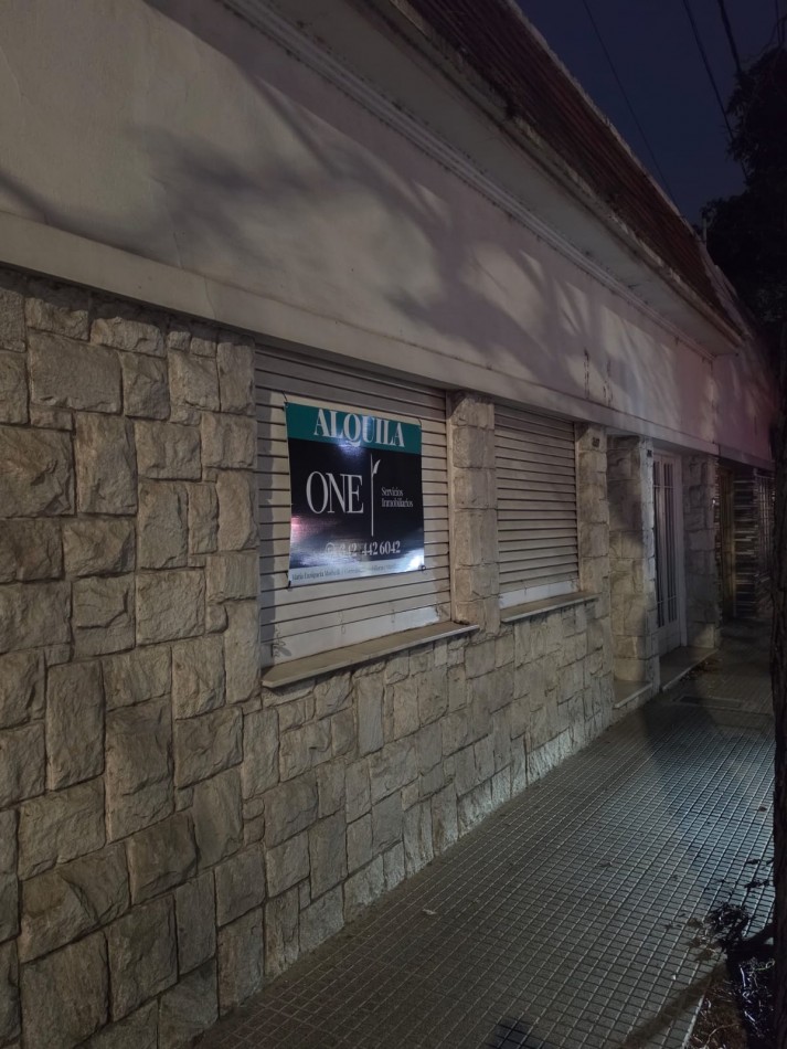 ALQUILER CASA EN GUEMES Y BV GALVEZ