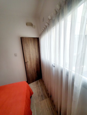 1 DORMITORIO FRENTE A PLAZA EN BARRIO CANDIOTI NORTE